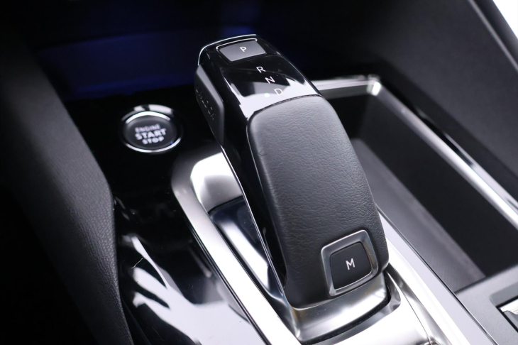 Peugeot 5008 2,0 BlueHDI 130kW CZ 1.Maj. GT