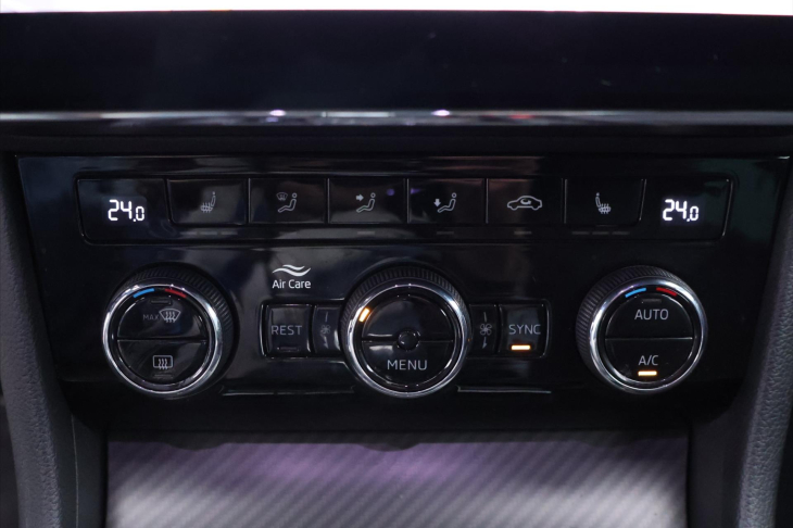 Škoda Superb 2,0 147 kW Sportline DSG DPH