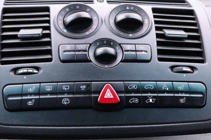 Mercedes-Benz Viano 3,0 V6 150kW Automat