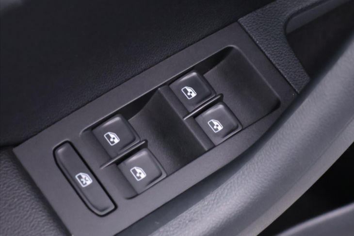 Škoda Octavia 2,0 TDI 110kW DSG Style-Sport