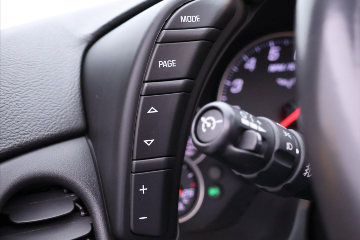 Chevrolet Corvette 6,2 321kw CZ, DPH