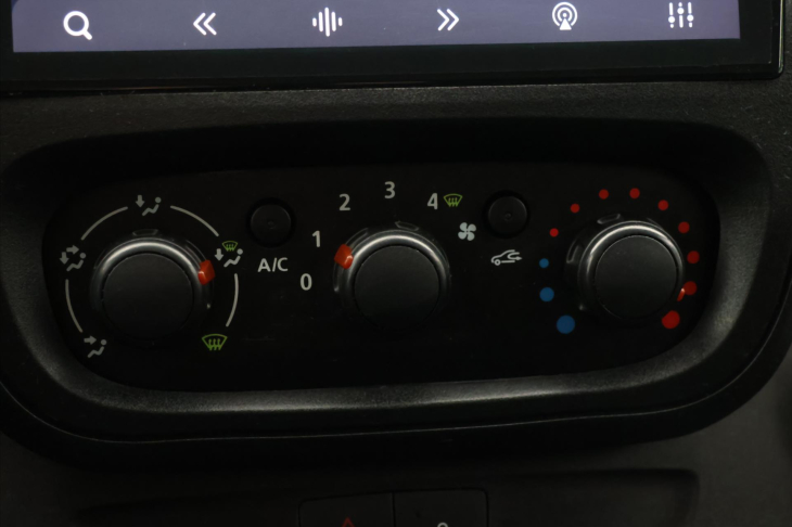 Renault Trafic 1,6 dCi 85kW Business Passenger CZ