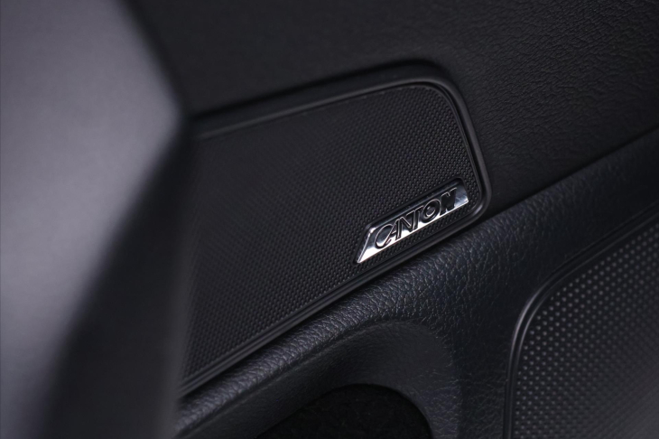 Škoda Superb 2,0 TDI 140kW DSG L&K Xenon