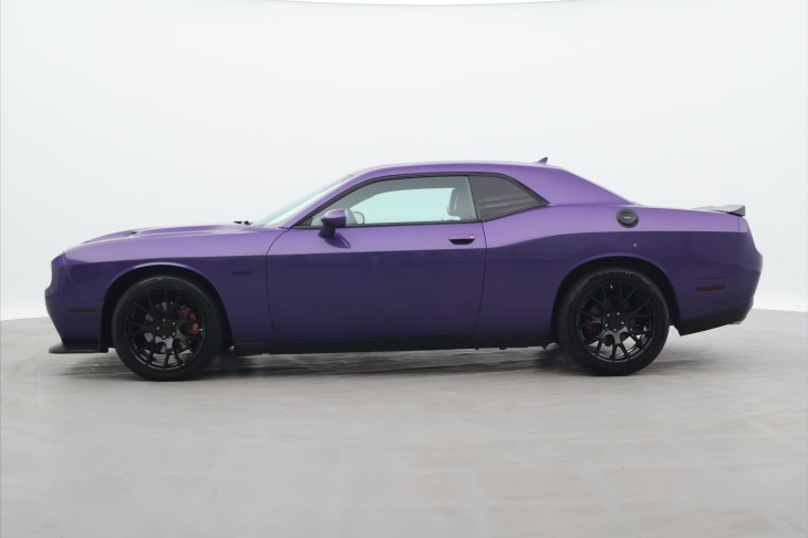 Dodge Challenger 5,7 V8 HEMI 277KW Aut.klima