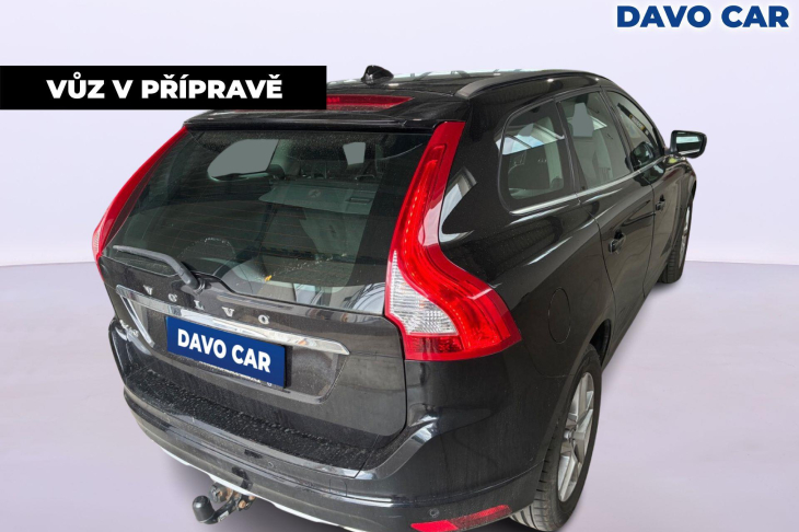 Volvo XC60 2,4 D4 140kW Momentum CZ