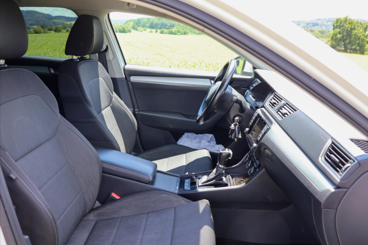 Škoda Superb 2,0 TDI 110kW Ambition CZ