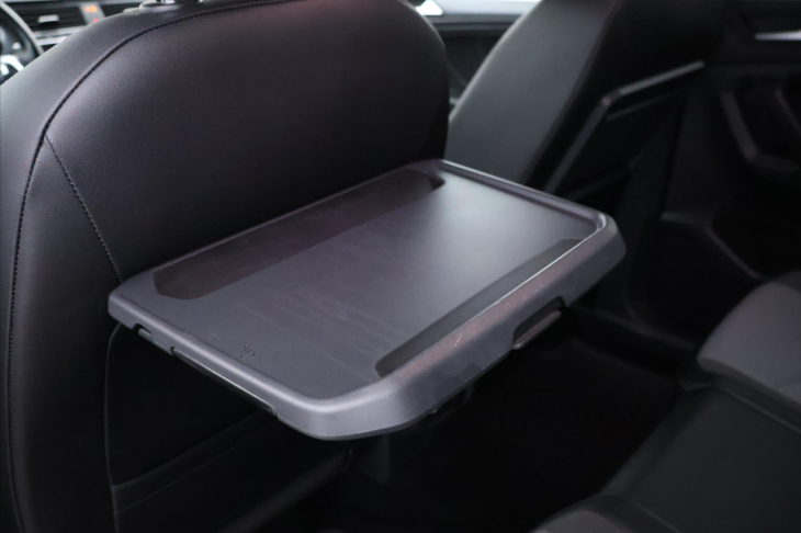 Volkswagen Tiguan Allspace 2,0 TDI DSG 4M R-Line Black DPH