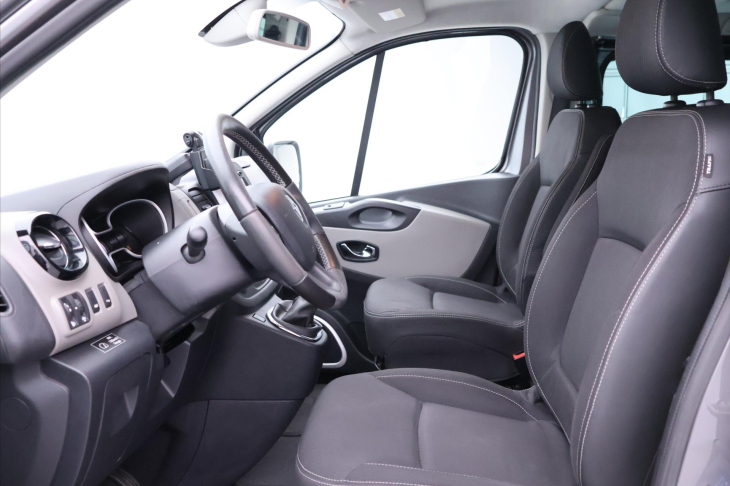 Renault Trafic 1,6 dCi 92kW Cool 8-Míst CZ DPH