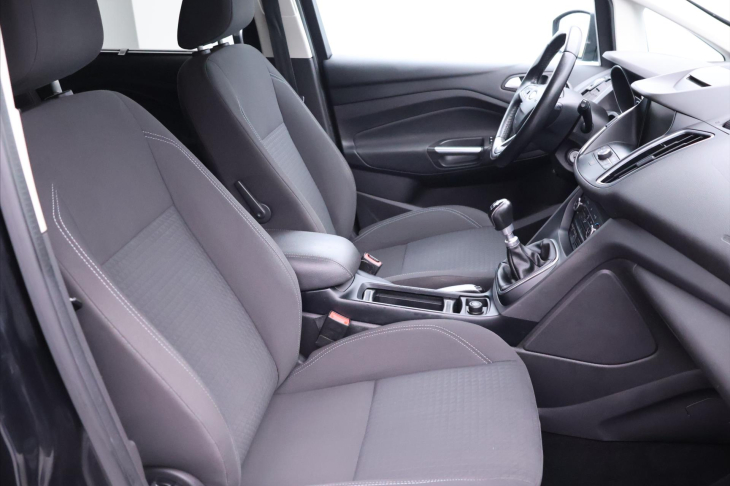 Ford Grand C-MAX 2,0 TDCI 110kW 7-Míst 1.Maj