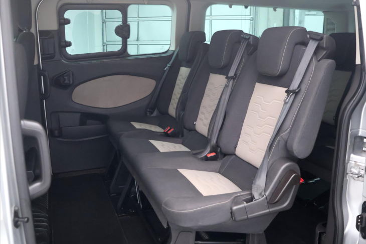 Ford Tourneo Custom 2,2 TDCI 114kW TITANIUM CZ 8Míst