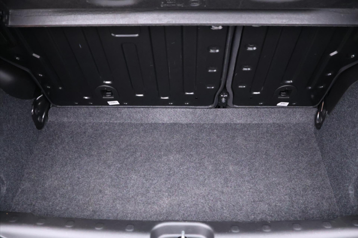 Fiat Panda 1,0 i Hybrid Cross Klima DPH