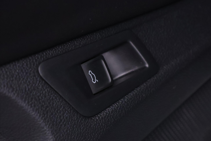 Volkswagen T-Roc 1,5 TSI 110 kW DSG R-Line DPH