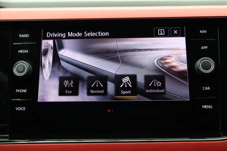Volkswagen Polo 2,0 TSI GTI DSG Virtual Matrix