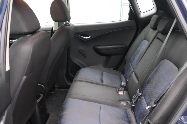 Hyundai ix20 1,6 CVVT 91kW CZ Trikolor Navi