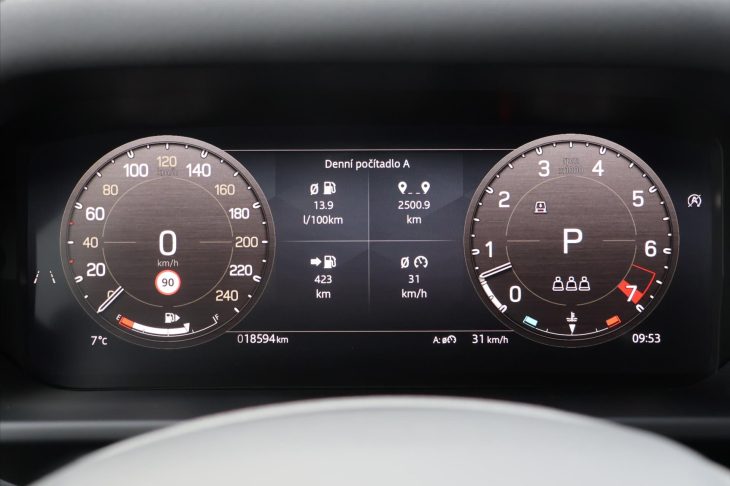 Land Rover Defender 5,0 110 P425 X-DYNAMIC CZ DPH