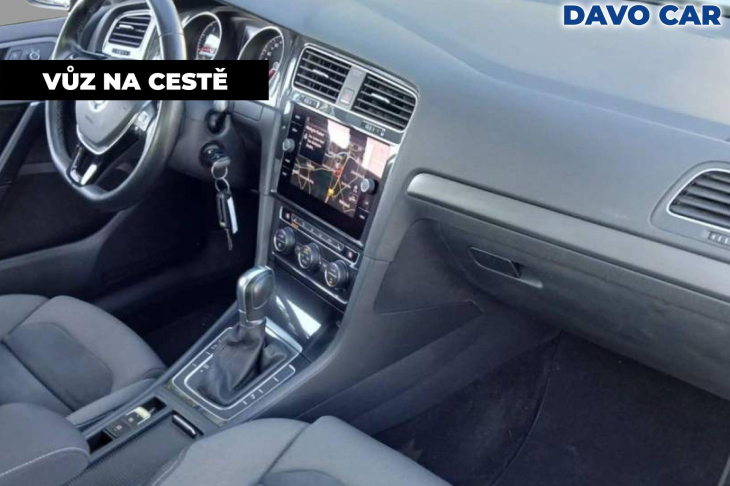 Volkswagen Golf 1,0 TSI 81 kW DSG Navi
