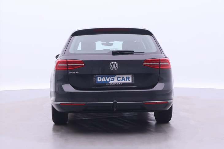 Volkswagen Passat 2,0 TDI DSG CZ Highline DPH