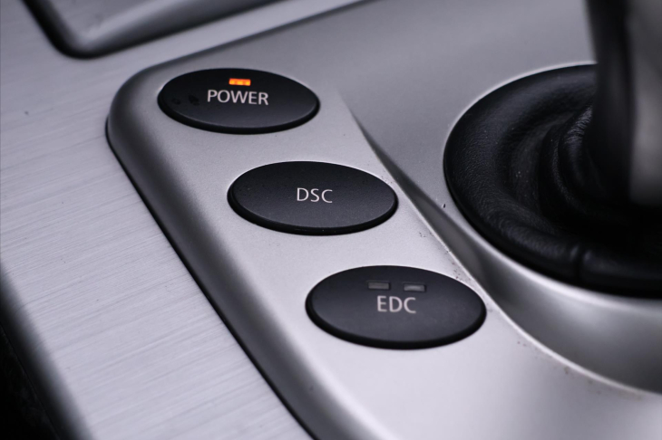 BMW M5 5,0 373kW Kůže Klima. Navigace