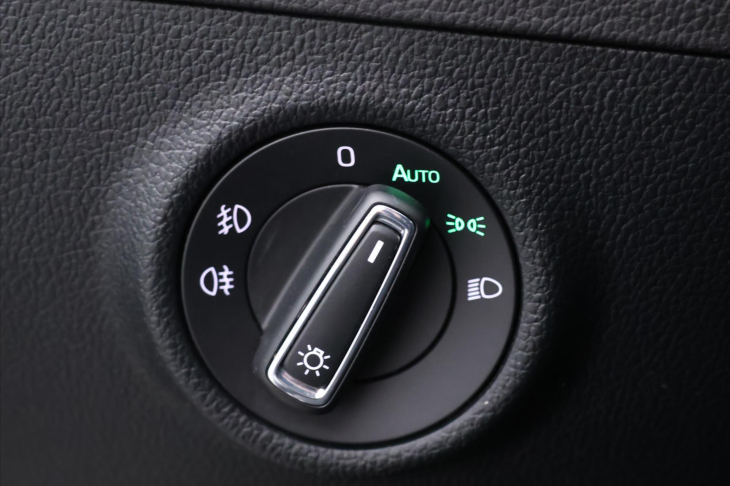 Škoda Superb 2,0 TDI 147kW L&K LED DSG CZ