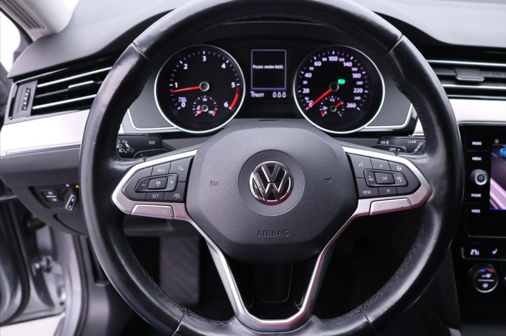 Volkswagen Passat 2,0 TDI 140kW DSG Elegance DPH