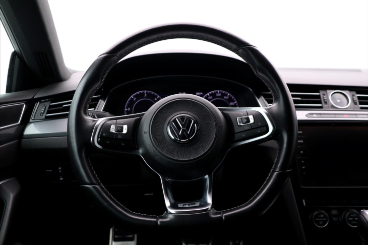 Volkswagen Arteon 2,0 TDI 176kW 4x4 R-Line CZ
