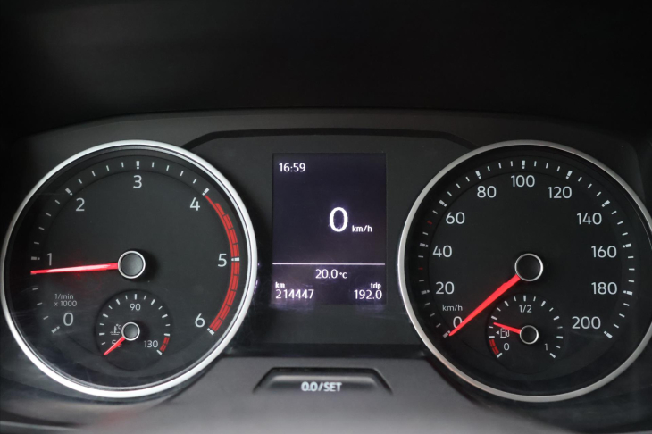 Volkswagen Crafter 2,0 TDI 103kW L4 CZ Klima DPH