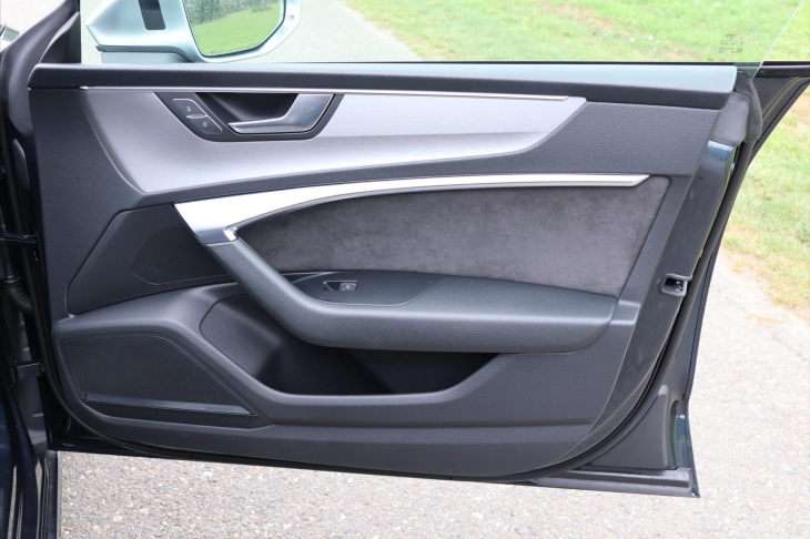 Audi A7 3,0 50TDI S-line Noční vidění