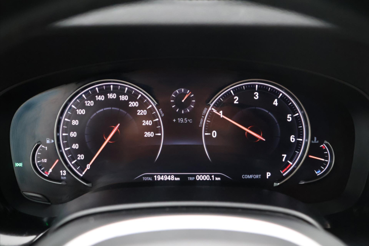 BMW Řada 6 3,0 250kW 640i xDrive GT CZ DPH