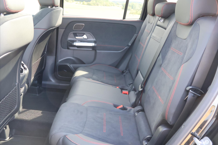 Mercedes-Benz GLB 2,0 200d 4Matic AMG Panorama