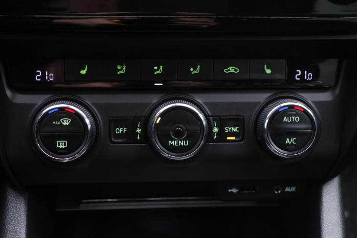 Škoda Octavia 2,0 TDI 110kW DSG Xenon CZ