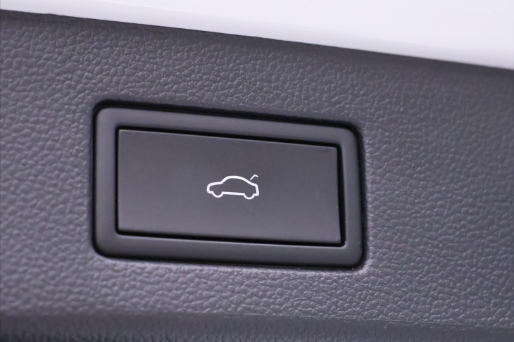 Volkswagen Arteon Shooting Brake 2,0 TSI 206kW R-line DSG DPH CZ