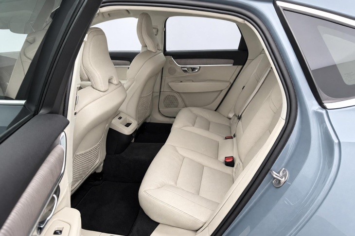 Volvo S90 2,0 B5 184kW CZ DPH