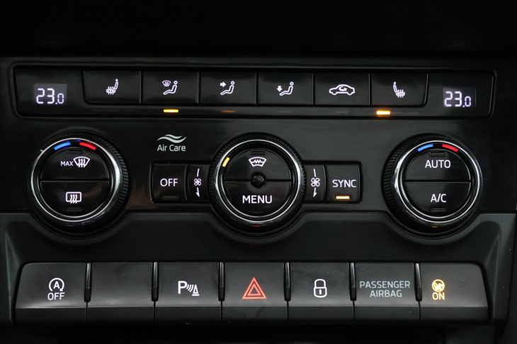 Škoda Karoq 2,0 TDI 110kW DSG 4x4 Style CZ