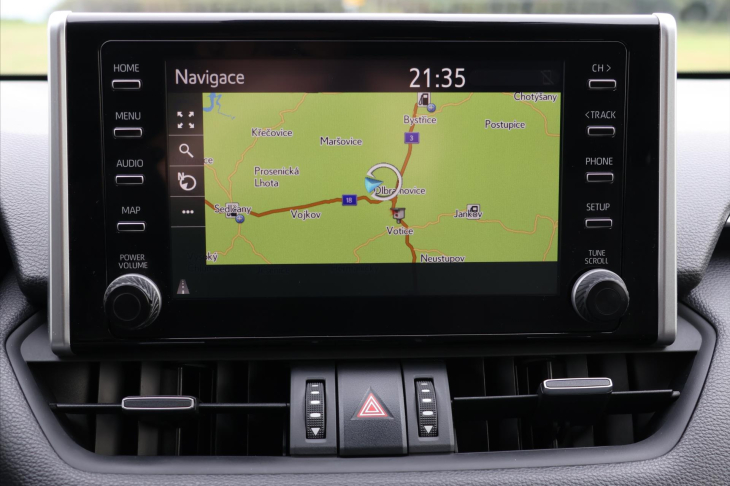 Toyota RAV4 2,5 131kW Hybrid Navigace