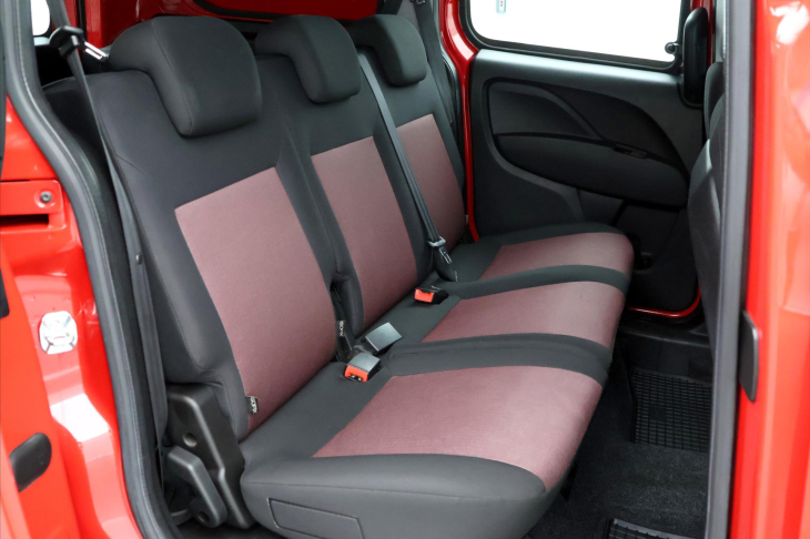 Fiat Dobló 1,6 JTD 77KW 5 Míst CZ