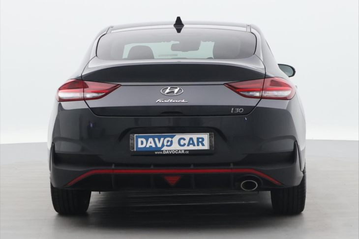 Hyundai i30 1,5 T-GDI 159k CZ DPH Fastback