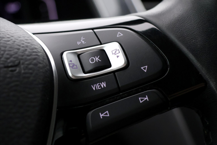 Volkswagen Tiguan 1,5 TSI 110kW LED Virtual Navi