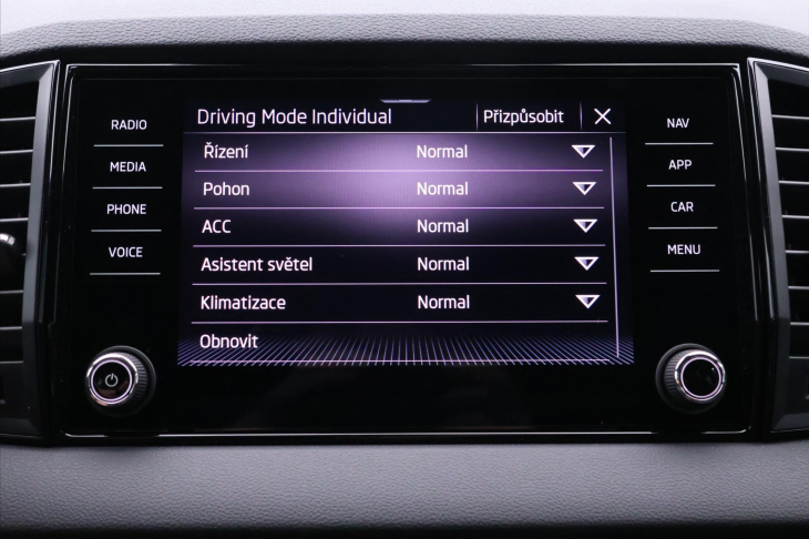 Škoda Karoq 1,5 TSi Sportline DSG 1maj DPH