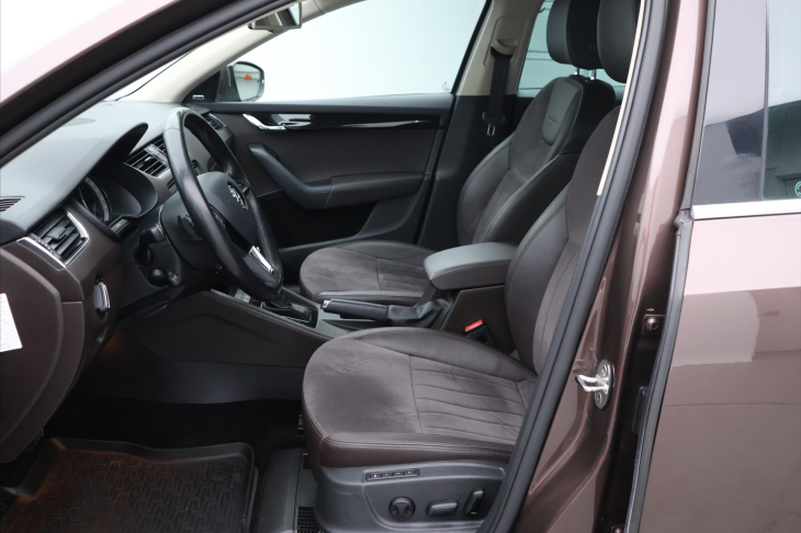 Škoda Octavia 2,0 TDI DSG 4x4 135kW CZ L&K