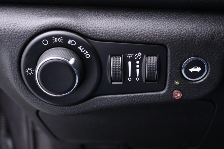 Chrysler 200 2,4 MultiAir 135kW Automat