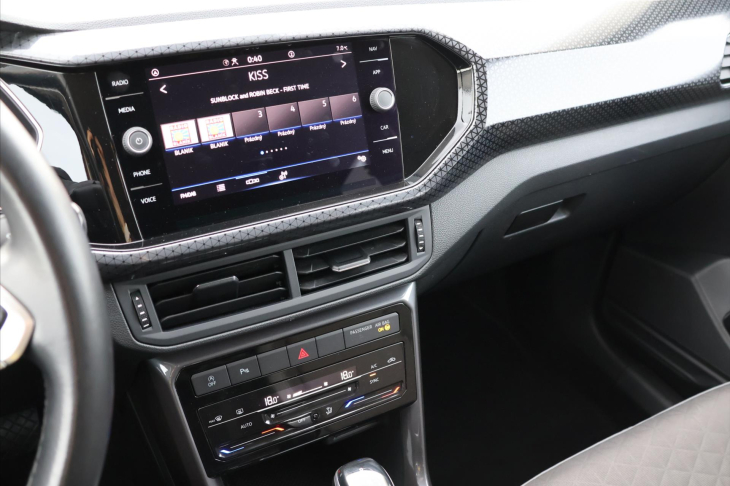 Volkswagen T-Cross 1,0 TSI R-line DSG Style DPH