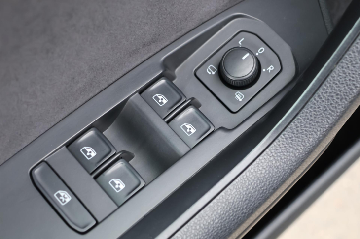 Škoda Kodiaq 2,0 TDI DSG 4x4 7-Míst Scout