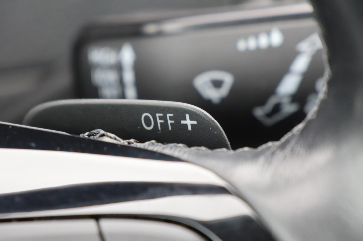 Volkswagen Golf 1,5 TSI 110kW DSG Highline DPH