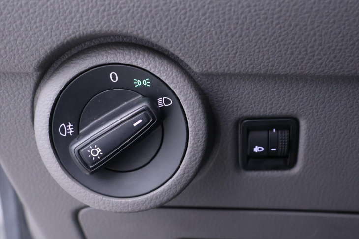 Volkswagen Transporter 2,0 TDI 66kW Klima 1.Maj. DPH