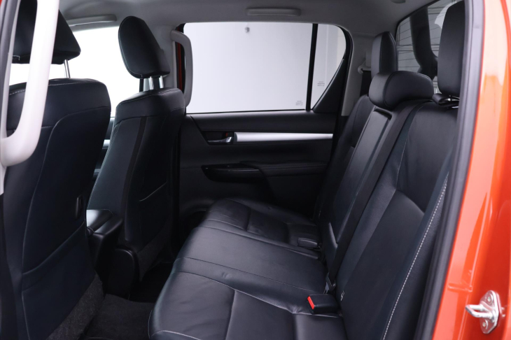 Toyota Hilux 2,8 D-4D 150kW Executive DPH