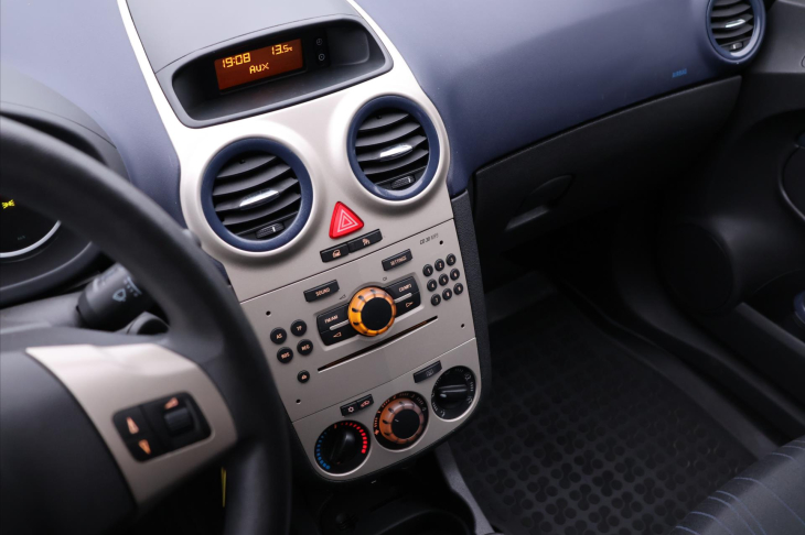 Opel Corsa 1,2 16V ecoFLEX Klima 1.Maj.