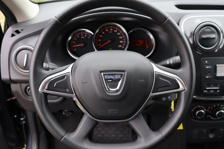 Dacia Logan 1,0 SCe Klimatizace CZ