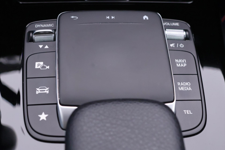 Mercedes-Benz CLA 1,3 200 120kW AMG DPH CZ