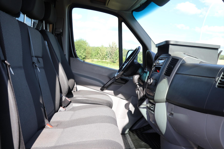 Mercedes-Benz Sprinter 2,1 316 CDI Spací vest. Plachta