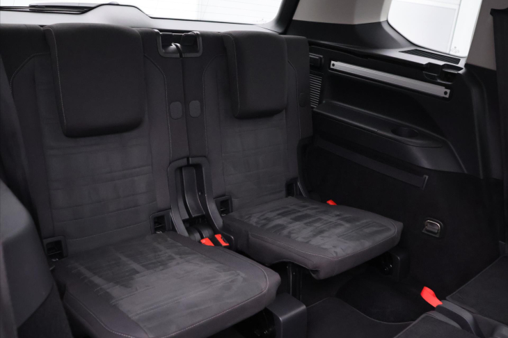 Volkswagen Touran 2,0 TDI 110kW DSG Highline 7M